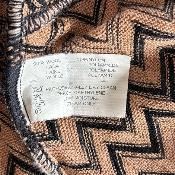 Missoni Wool Knit Dress • Designer Zigzag Pattern • Italian Luxury - Picture 8 of 8
